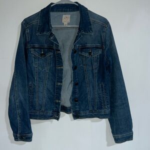 CB women’s Jean jacket size small. Like new condition
